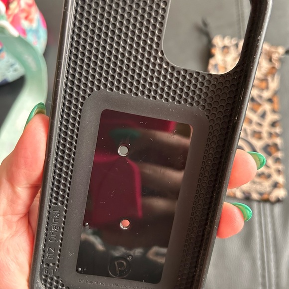 iPhone 12/12 pro Leopard LEFTY loop case *NO LOOP* - Picture 4 of 6